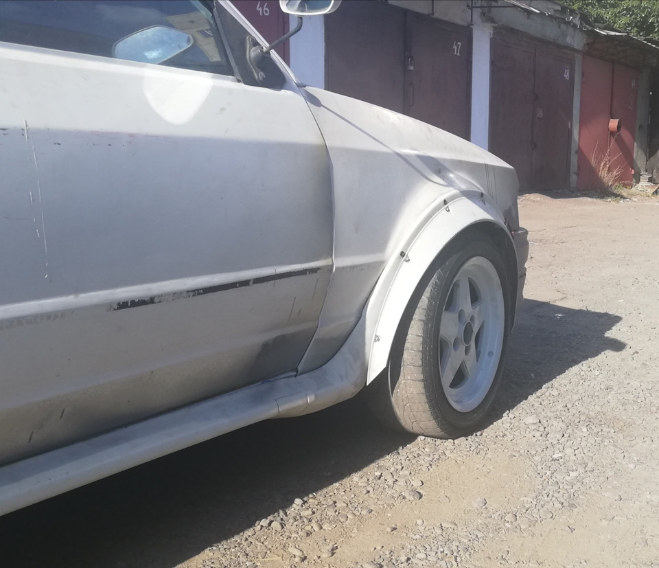 Перший виїзд зі студії, примірка обважування 2