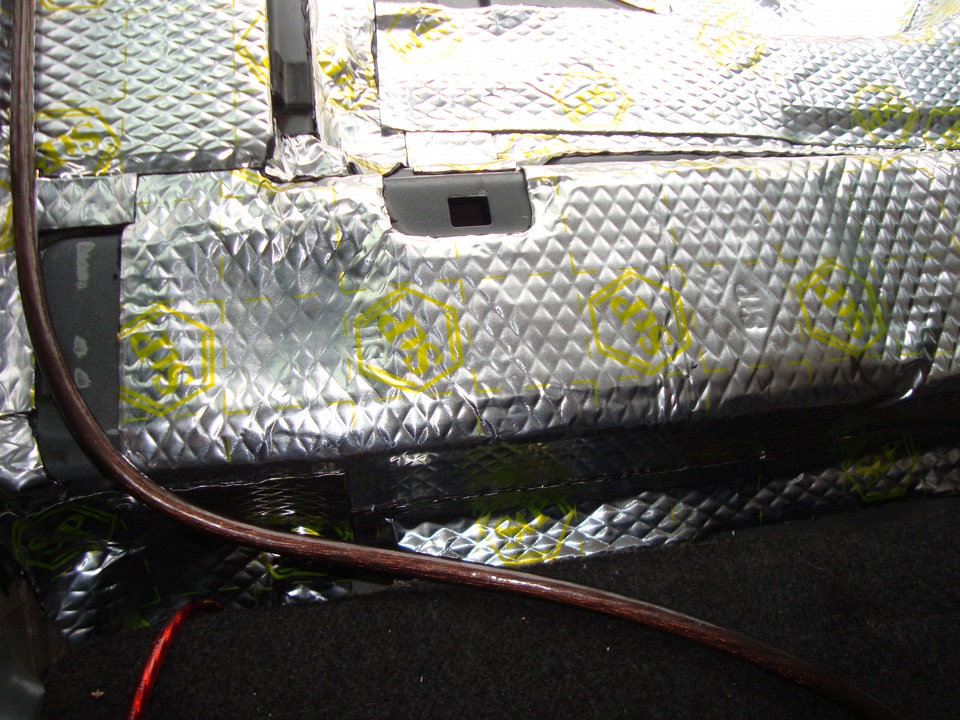 Шумовіброізоляція багажника 4