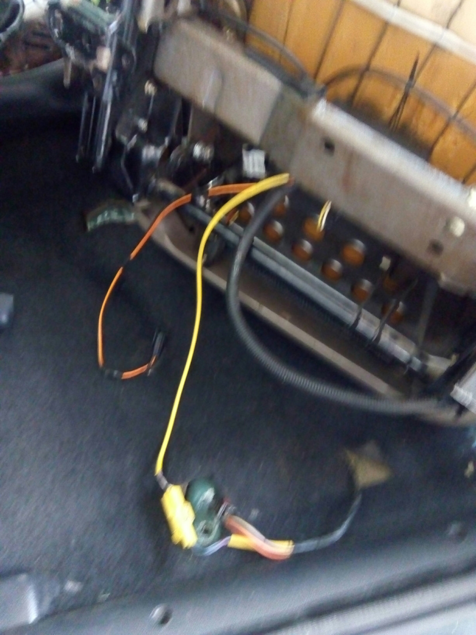 AirBag, як боротися з помилкою переднатягувачів ременів. 3