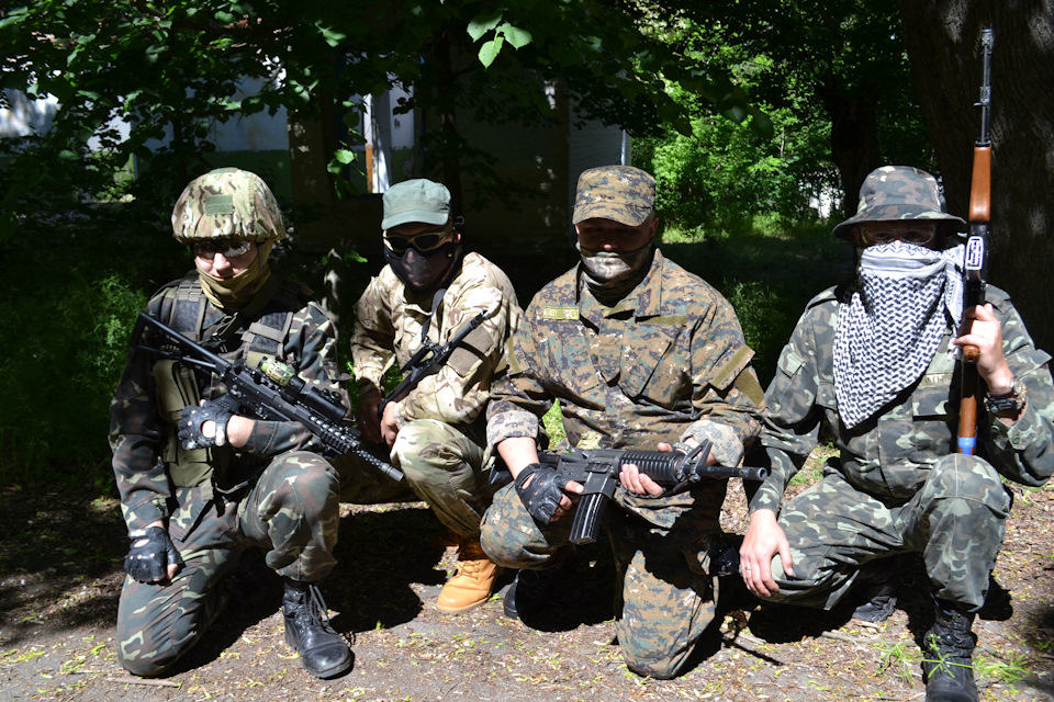 Зустріч клубу на страйк - більше. 4