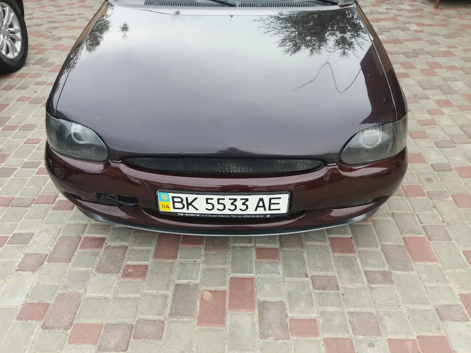 Губа на бампер