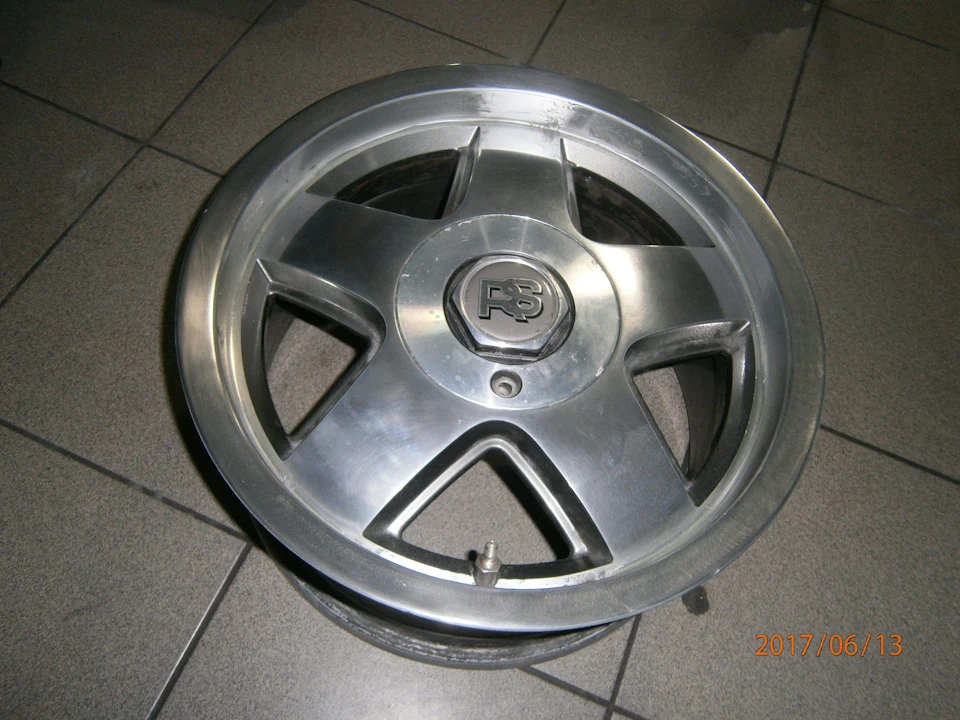 Ronal RS Ford 15 7j ET35