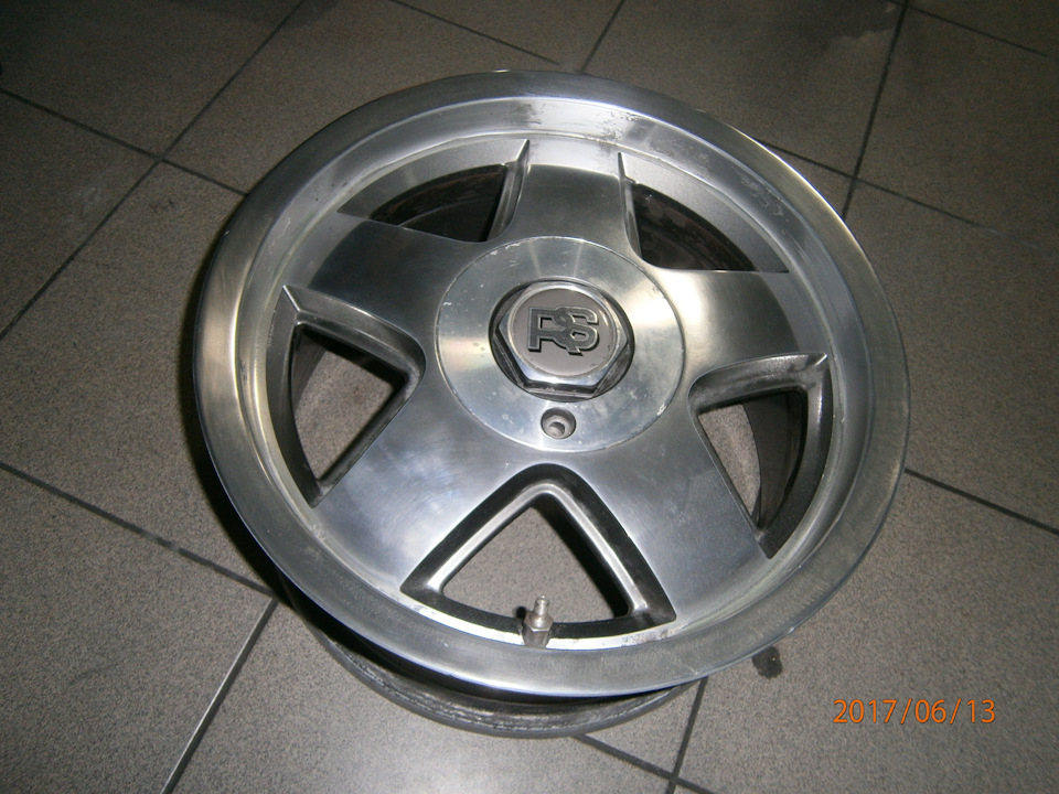 Ronal RS Ford 15 7j ET35 1