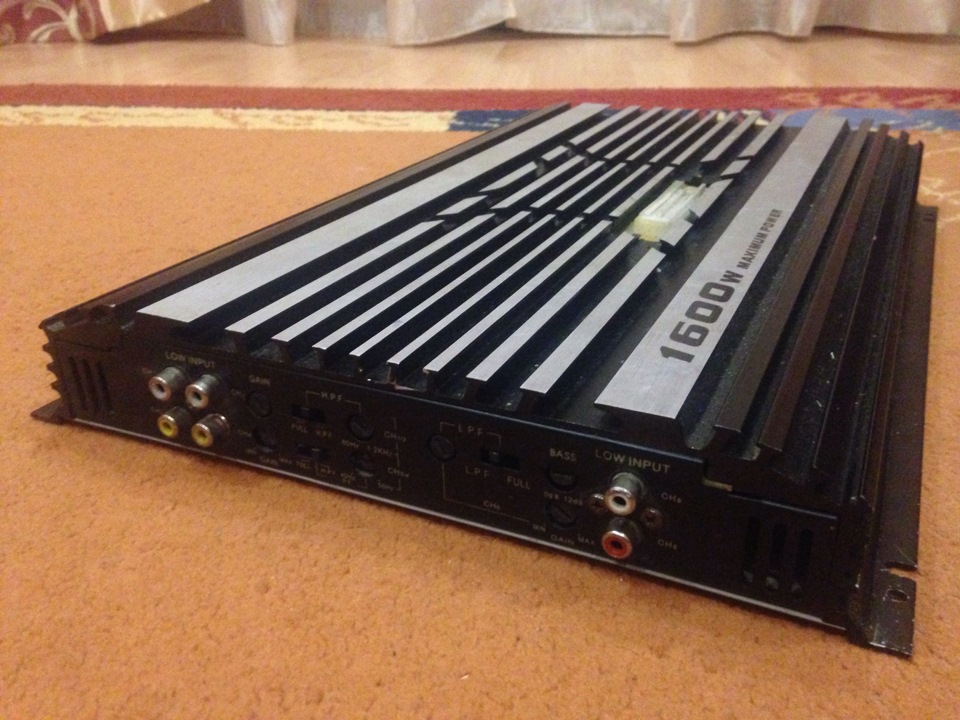 Музика. Частина 2. Підсилювач 1600w Maximum Power та Сабвуфер Magnat 500w 3