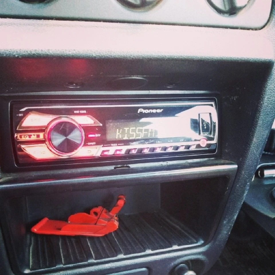Pioneer UDH-150 + JBL CS-5