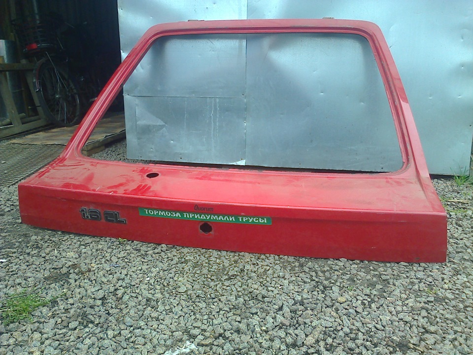 Кришка багажника від Ford Escort mk4 1