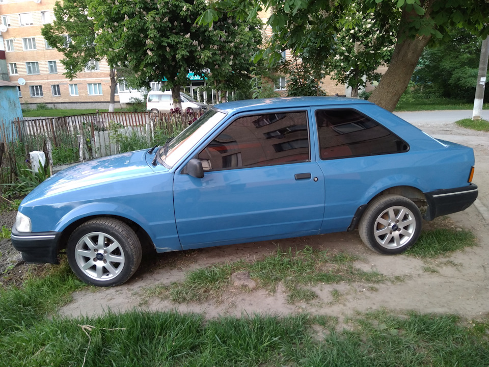Поставив R14 ковзанки... 1