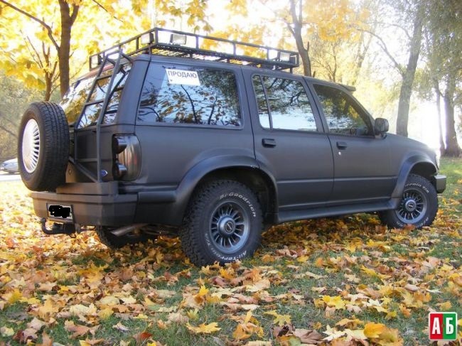 Ось такі фото були під час продажу 5