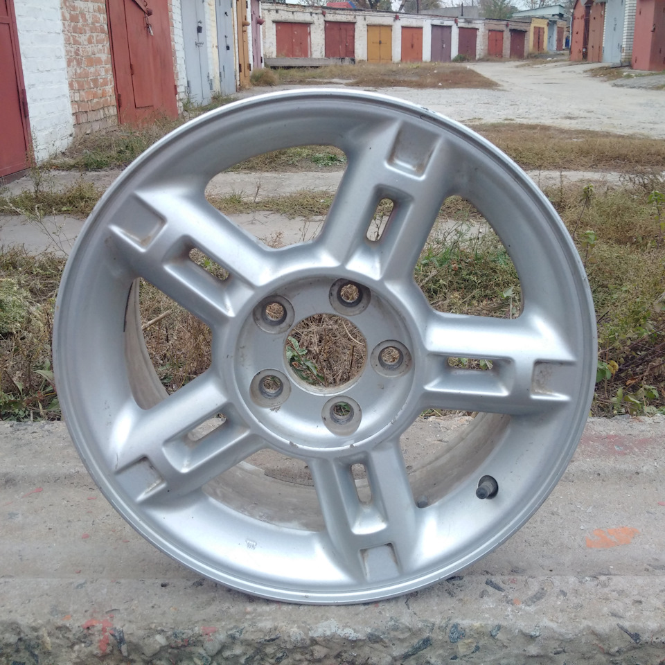 Продаю рідні диски R16 1