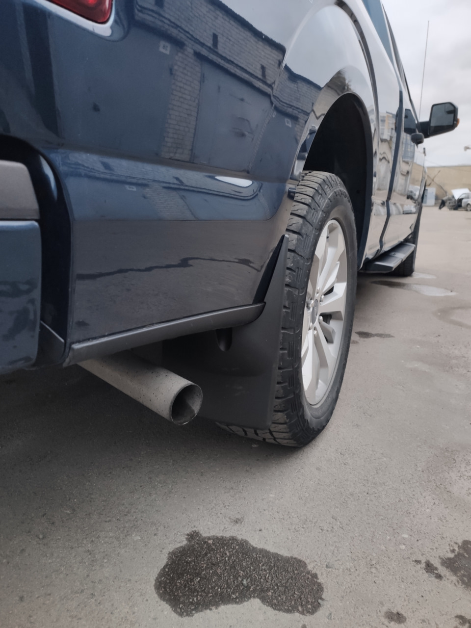 Бризковики на F-150 3
