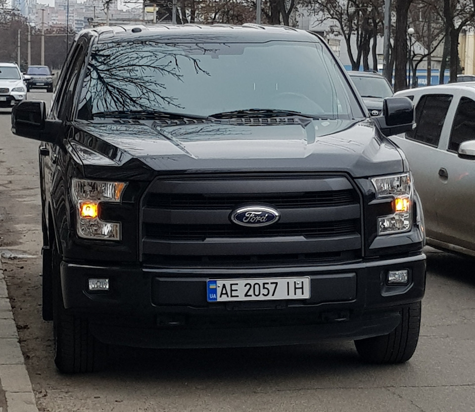 Еміграція з Харкова до Дніпра. 1