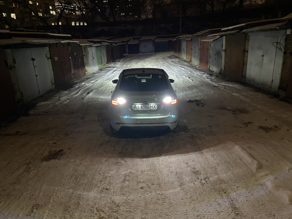 Світла мало не буває 2