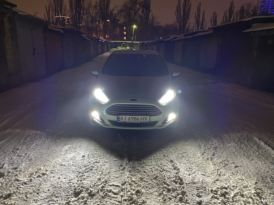 Світла мало не буває 1