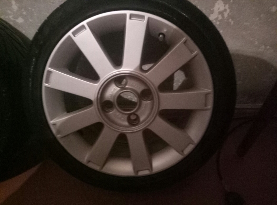 Продам диски festa St 195/45 R16 4х108 1