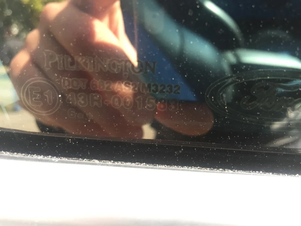 Як і обіцяв підтвердження оригінальності походження люка на моєму автомобілі
