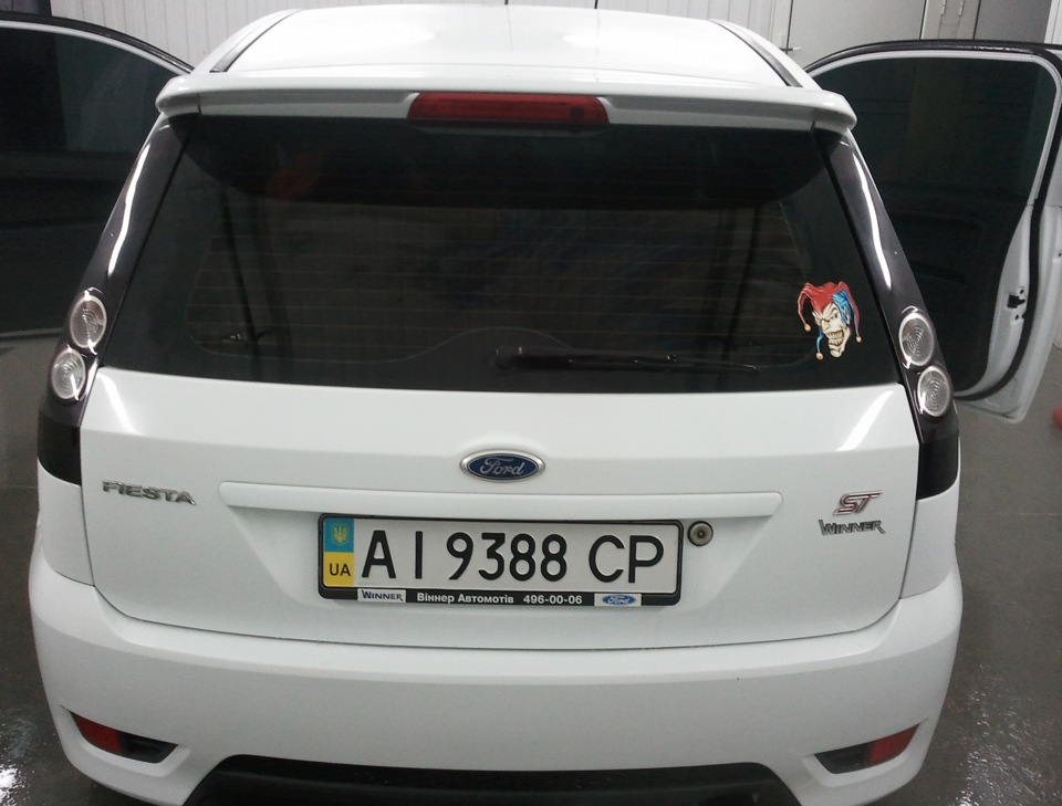 фарбування ліхтарів і пару дрібних наклейок 4