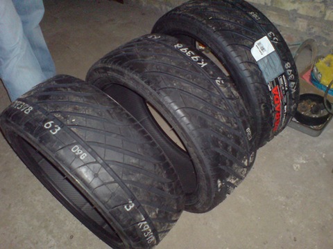 Yokohama Parada XL 205/40R17 1