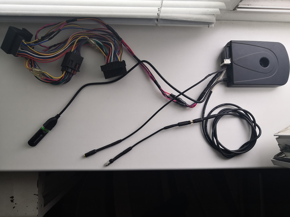 Встановлення блоку Novero у голову Sony. 1