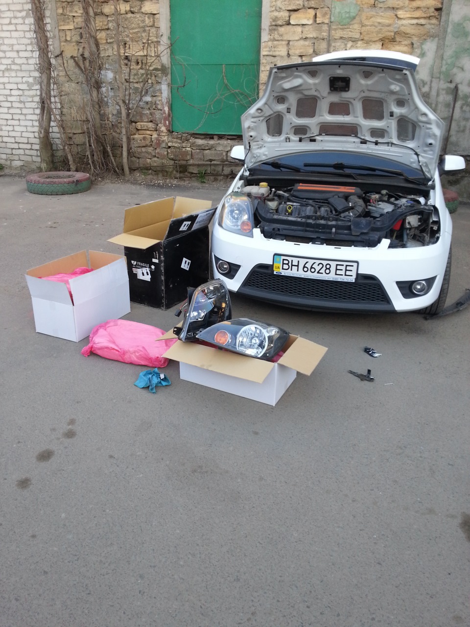 Нові фари для Жужі 3