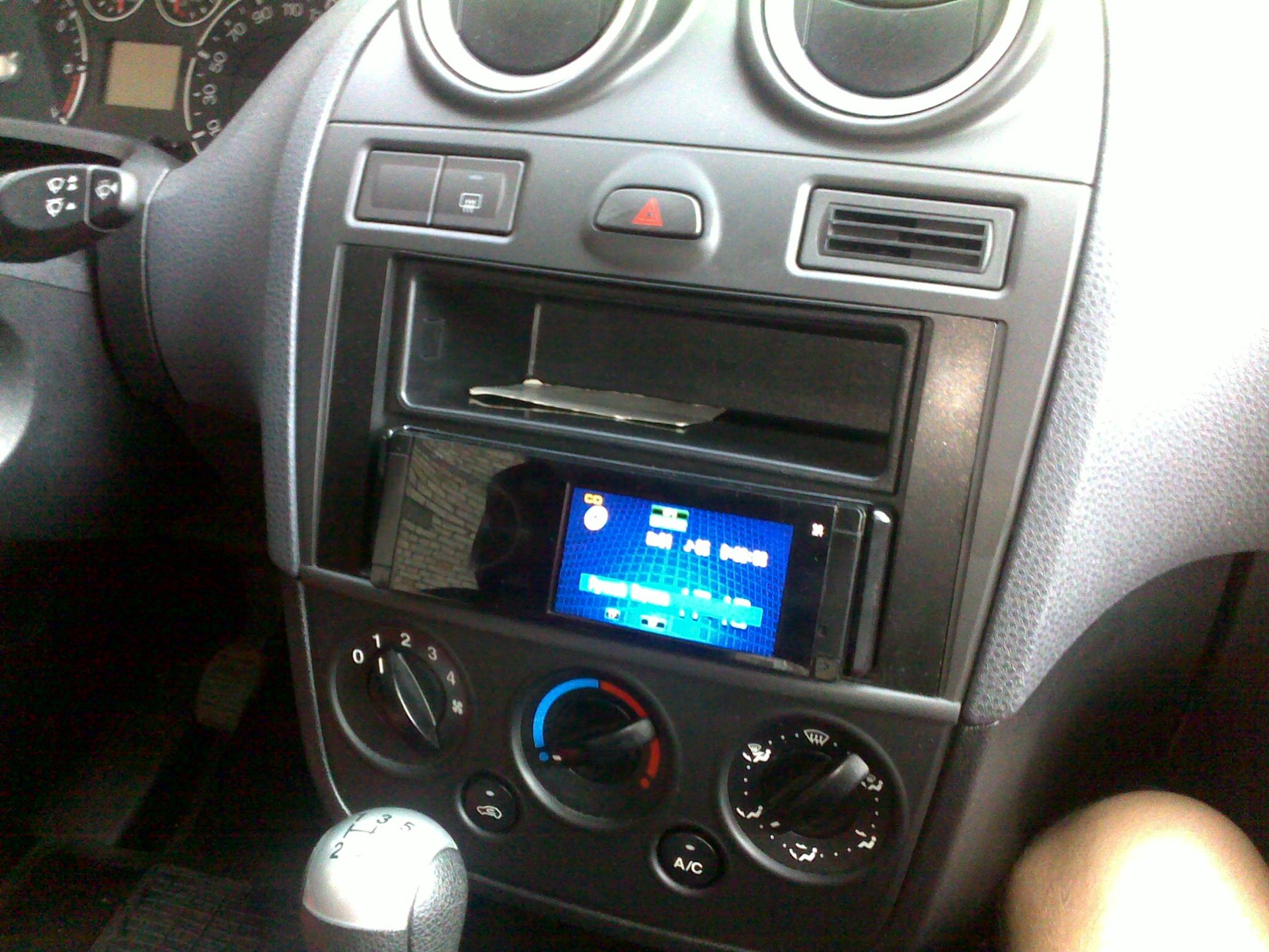 Interior: Pioneer VS JVC 2