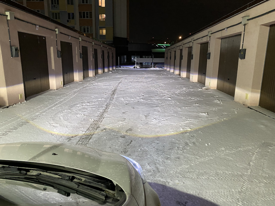 Встановлення бісвітодіодних лінз Sanvi S45 у Ford Fiesta 3