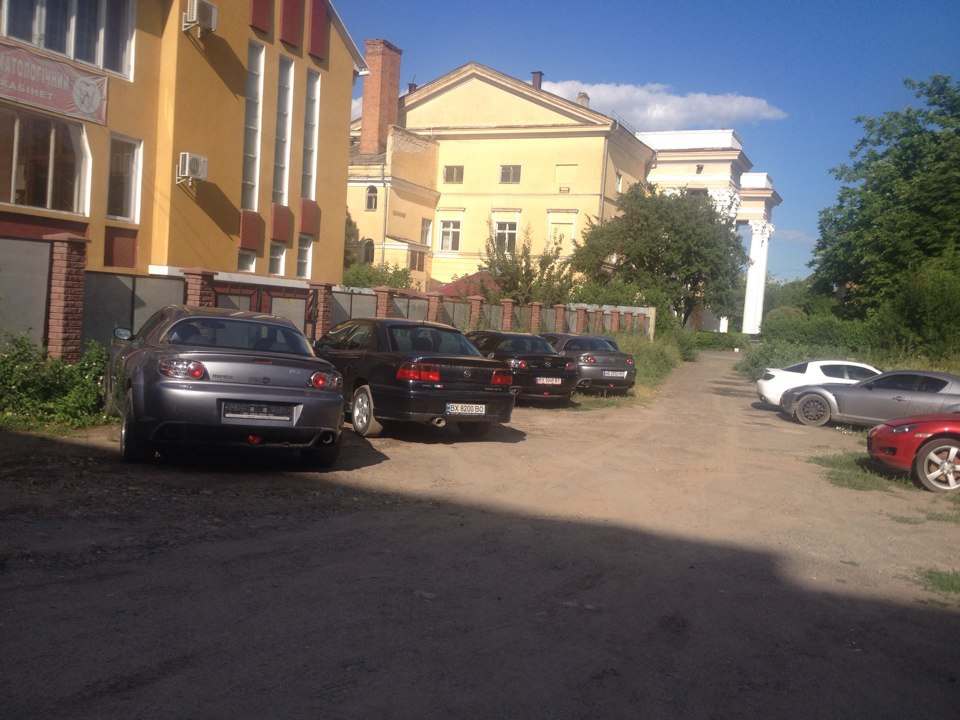Мазди RX-8 відстійник, або пригнані?) 1