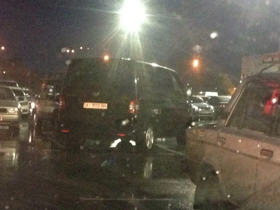 Не будь муд•••м… І люди до тебе, ну ви зрозуміли…