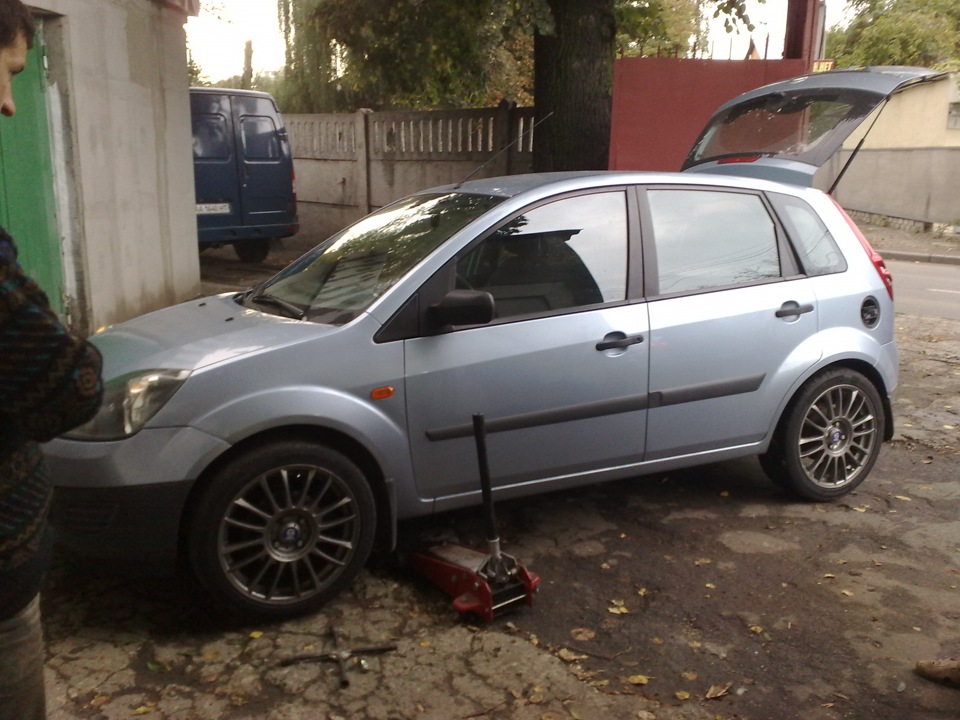 Sparco Pista R17 7j et 42 1