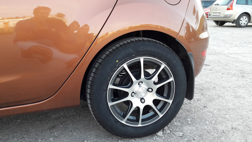 Шини Pirelli Cinturato P1 Verde 195/60 2