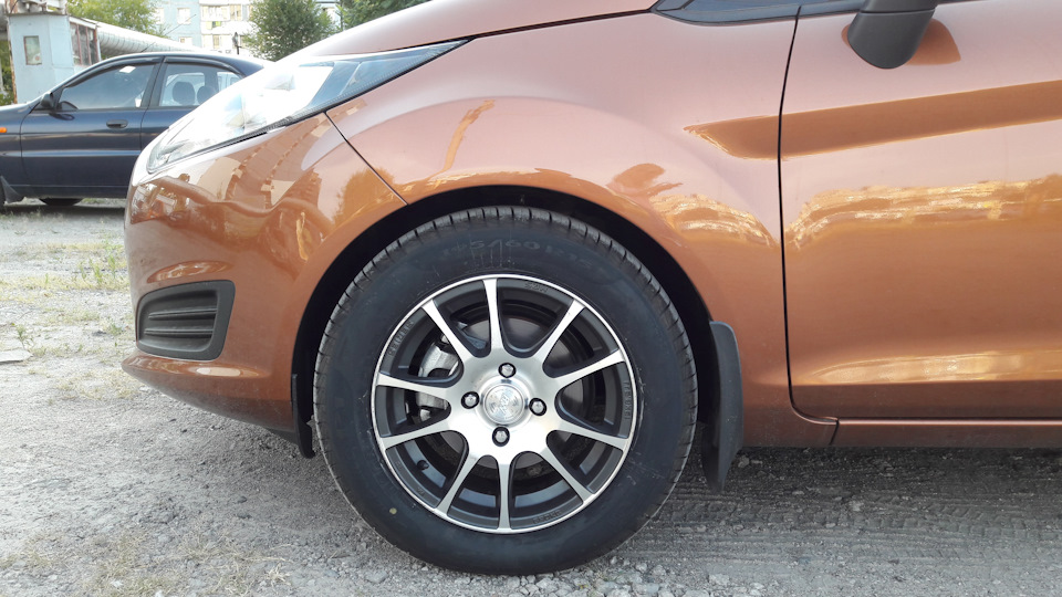 Шини Pirelli Cinturato P1 Verde 195/60 3