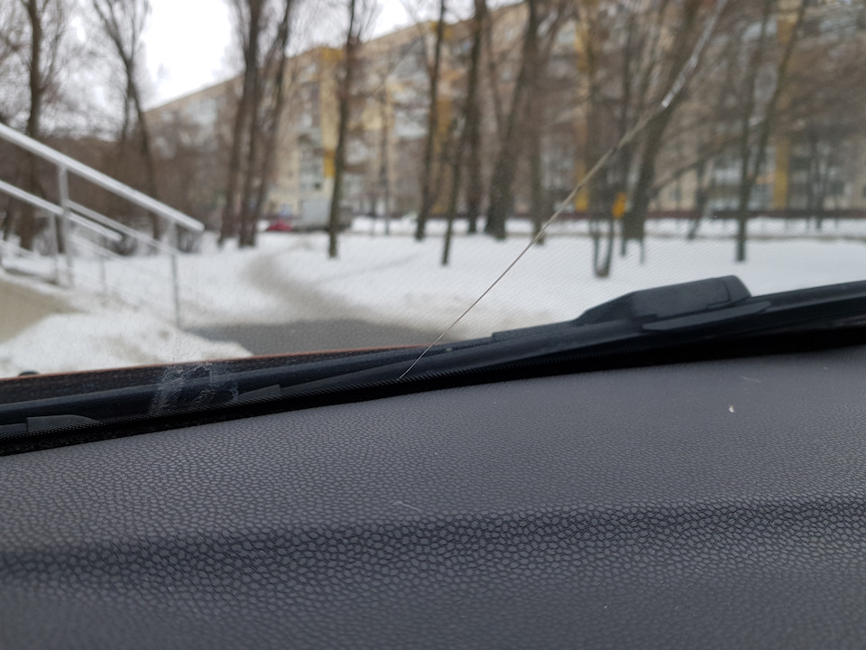 Тріщина на лобовому склі 4