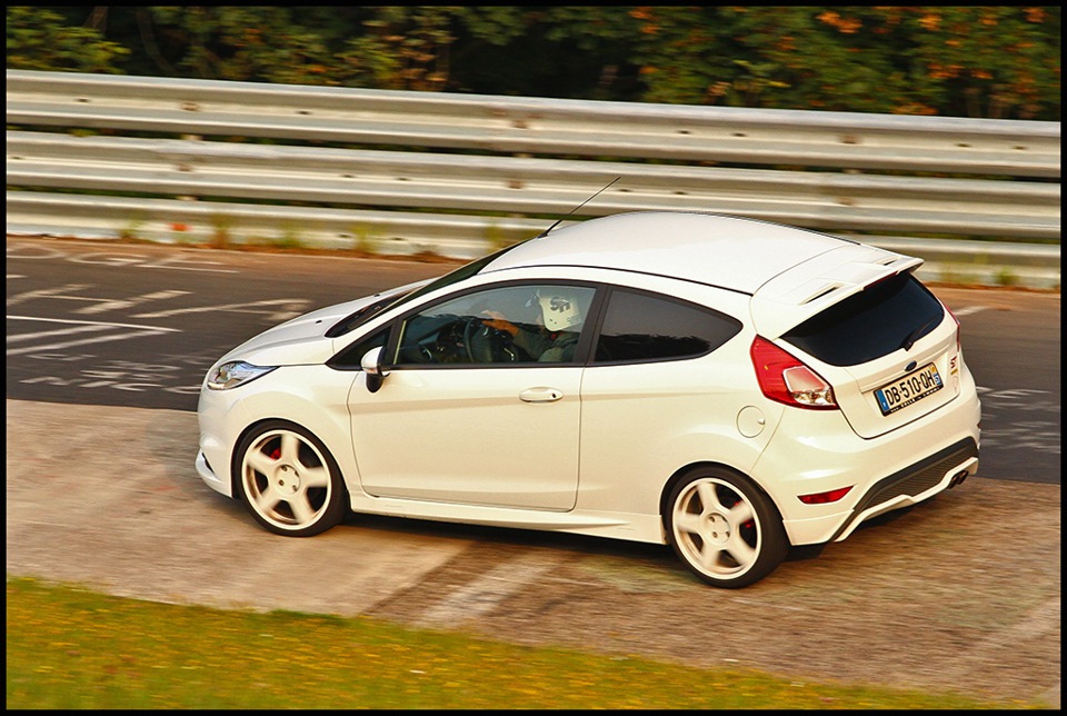 Фотоплівка: Fiesta mk7 2