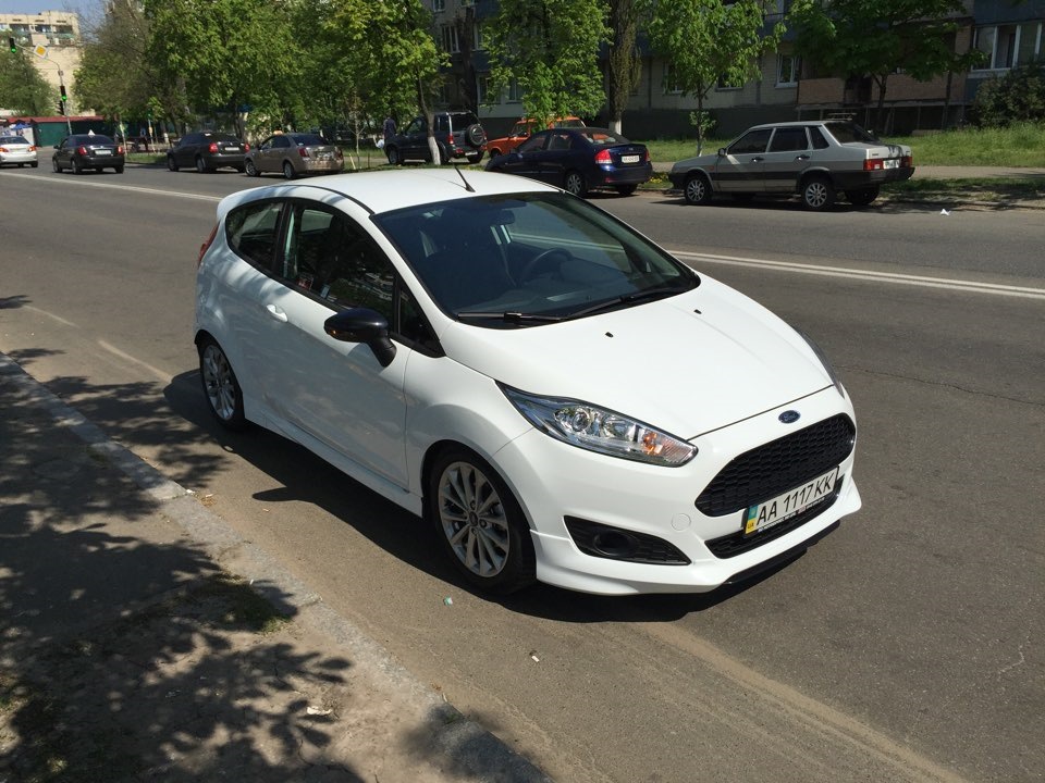 Ні, не продам Fiesta Sport :) 5