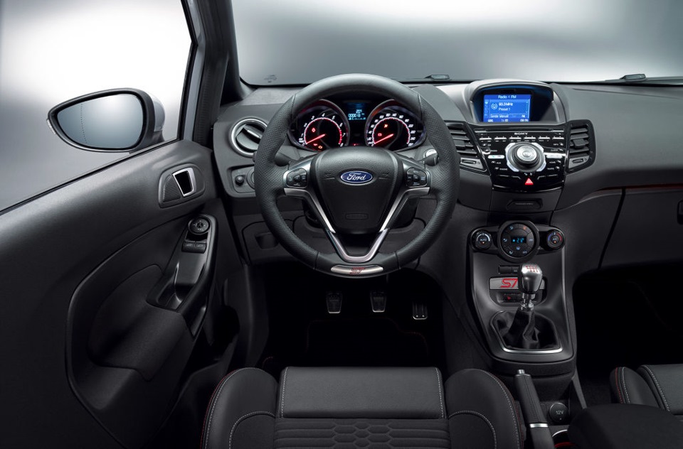 Оновлений Ford Fiesta ST отримав 200-сильний двигун 3
