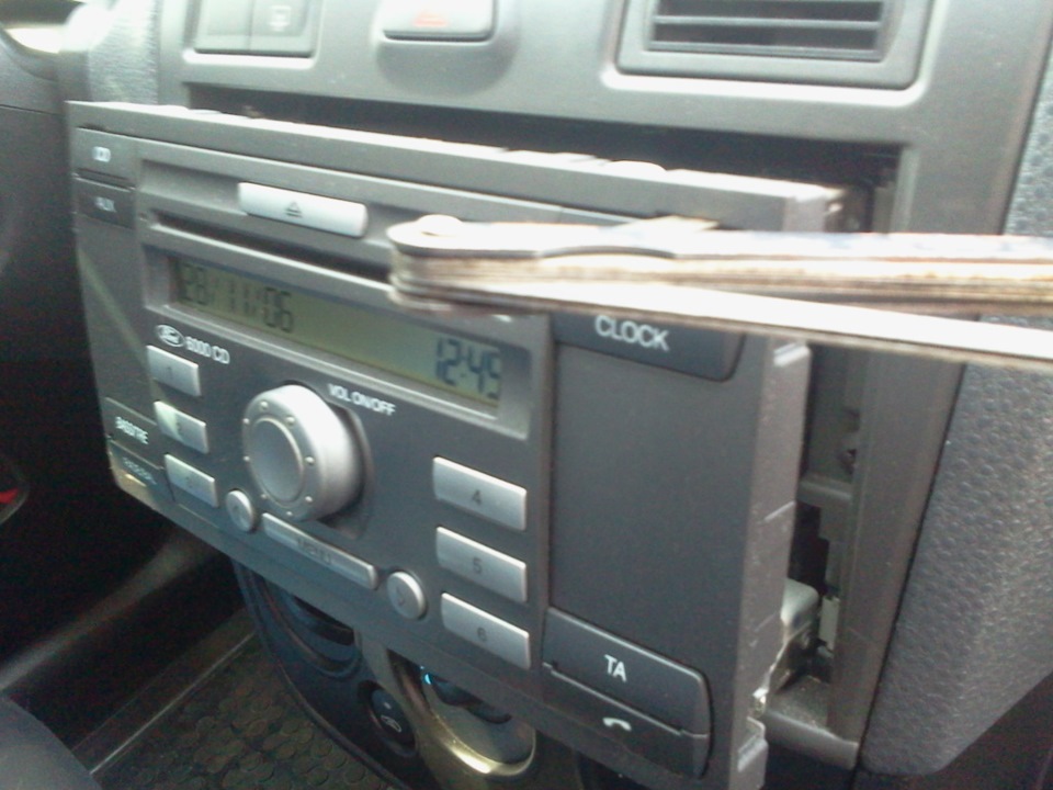 Встановлення шнура AUX в штатну магнітолу Sony 6000 CD 3
