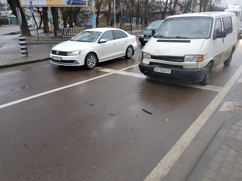 До нас у гості приїхав Volkswagen T4 :( 4