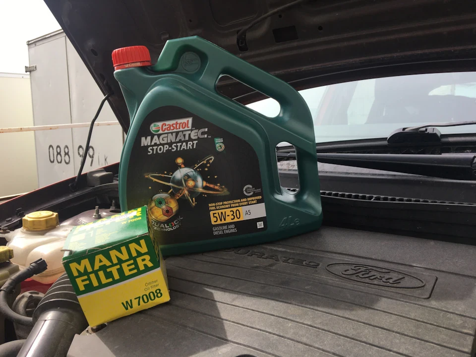 заміна мастила fiesta.Castrol 5w-30