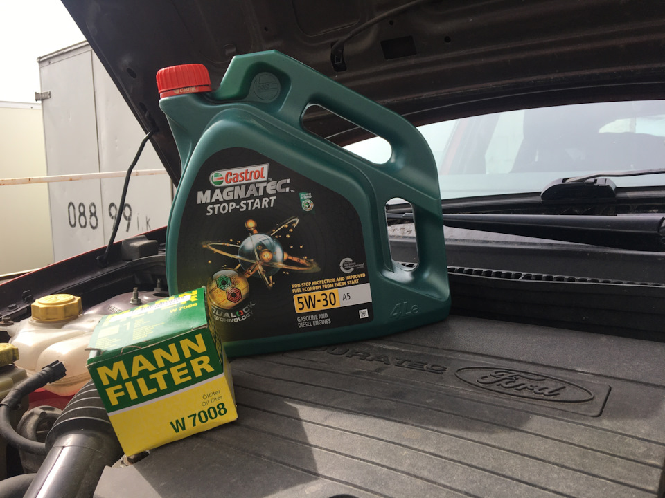 заміна мастила fiesta.Castrol 5w-30 1
