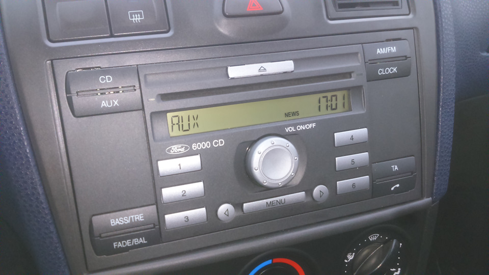 Провід AUX на Ford 6000 CD 3