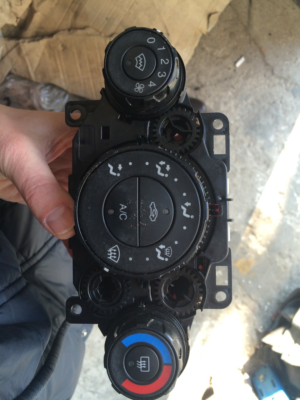 Як ми встановлювали ЕПЗЗ (фен) на дизельну Фієсту / PTC Heater for Fiesta mk7 2