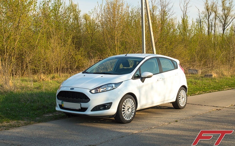 Легкосплавні диски 16 на Ford Fiesta 7 рестайл / Ford Fiesta mk7 lift 16 Alloy Wheels 3