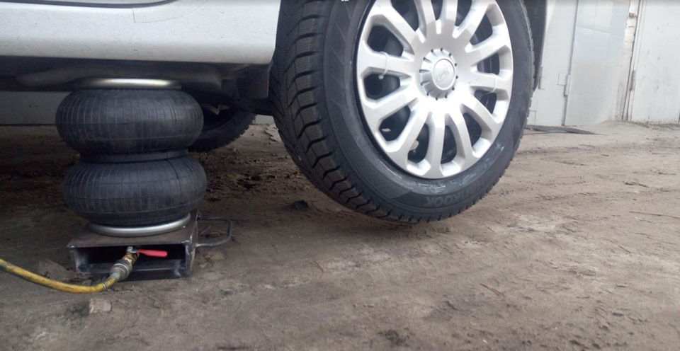 Обновлення зимової гуми, Hankook Winter I*Cept iZ2 W616. 5