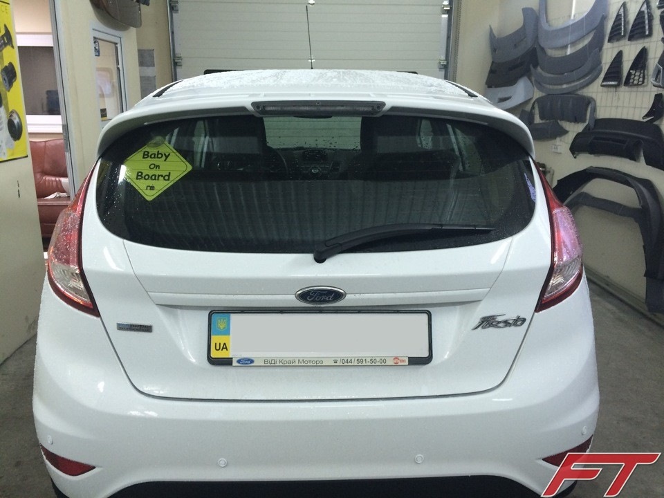 Спойлер Fiesta ST 1