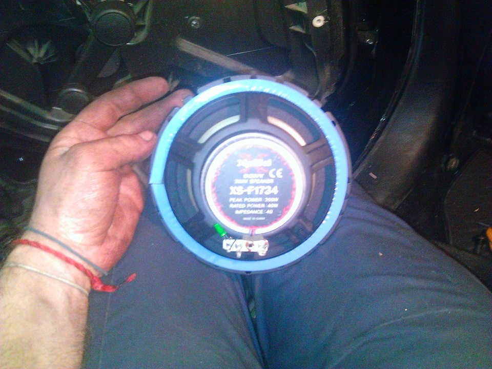 Нова акустика для 4ерної сучки :) 4