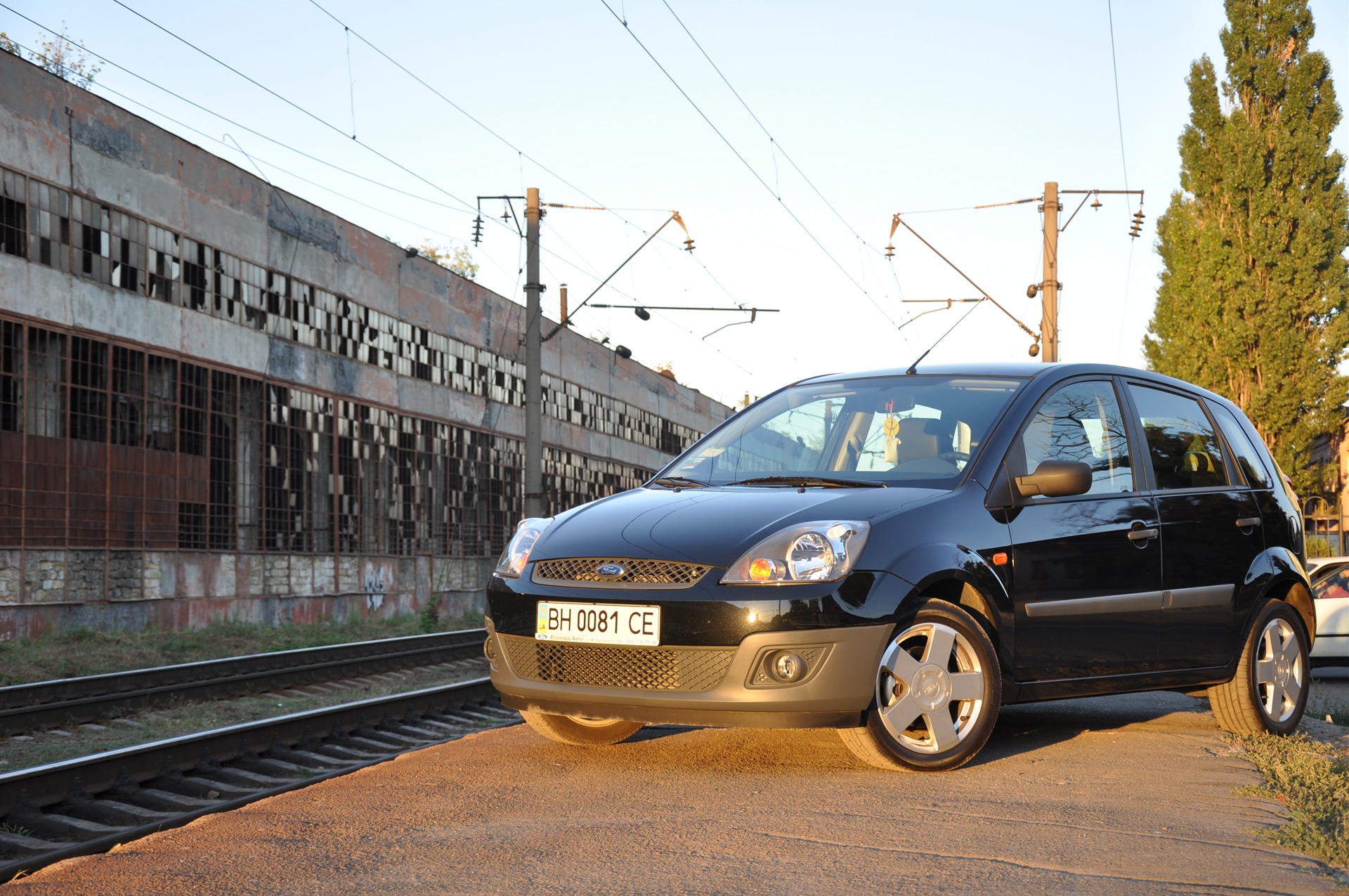Factory, railway... 1