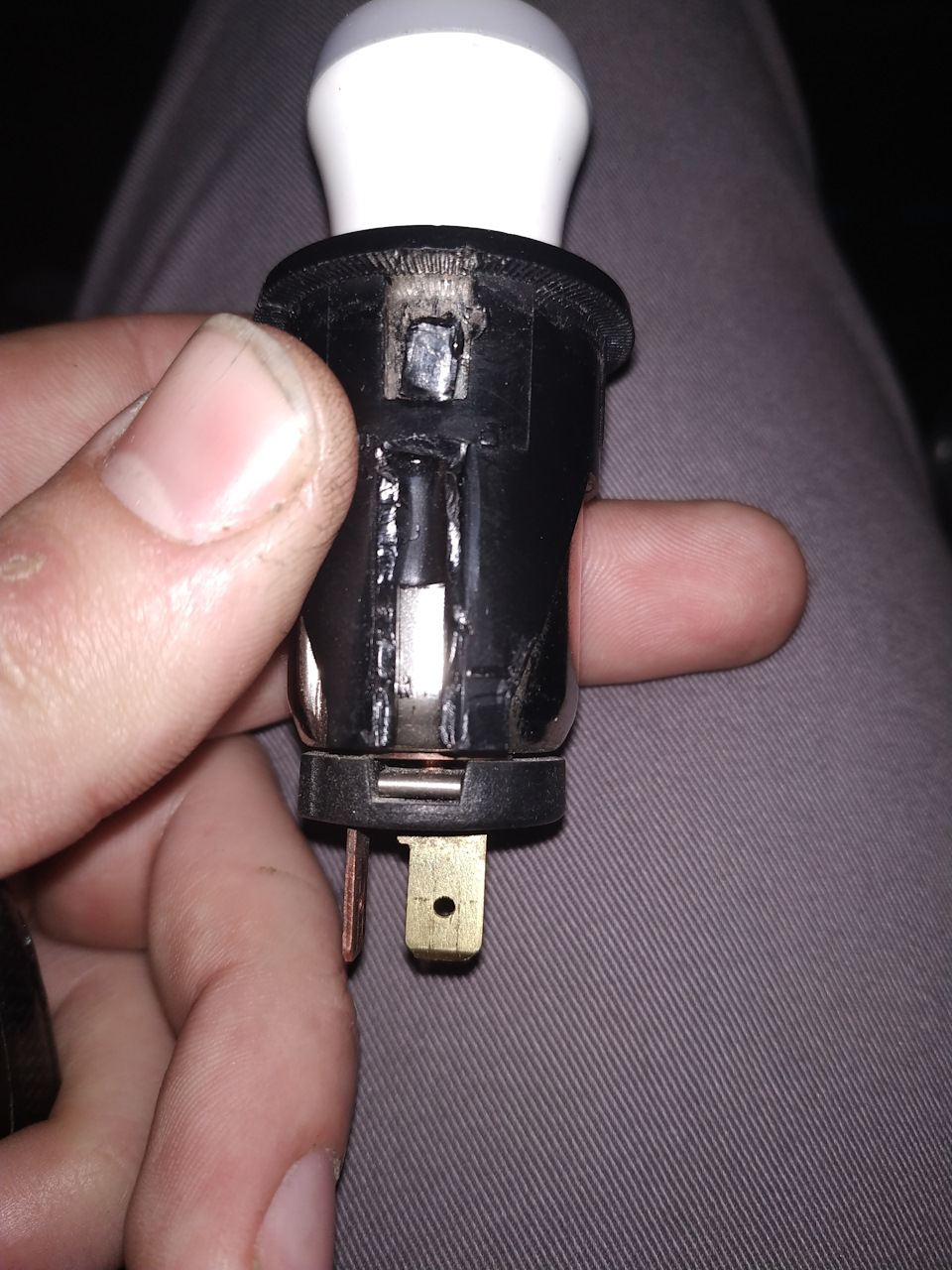 usb зарядне ЗАМІСТЬ прикурювача 2