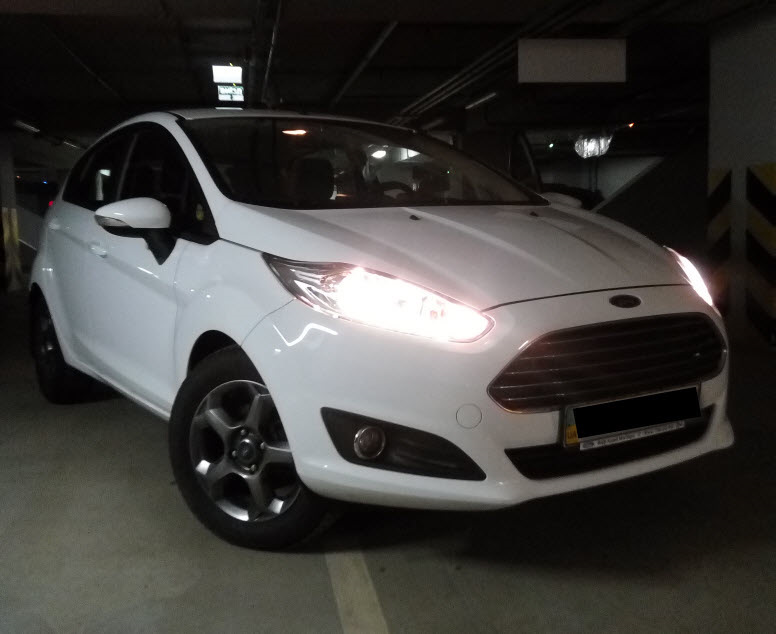 Фари Лінзи з LED ДХО Fiesta mk7.5 /lift 2