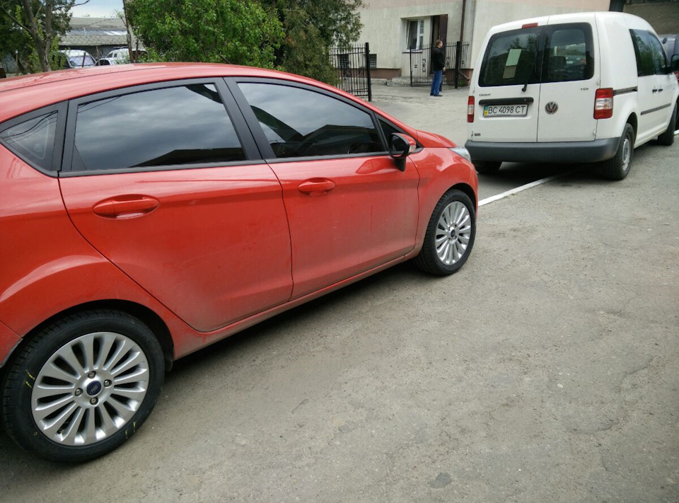 Шини на літо Toyo Proxes CF2 195/50 R16 88V XL 1