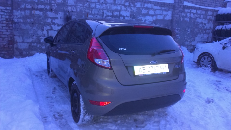 Сніг, віск, бензин. 3