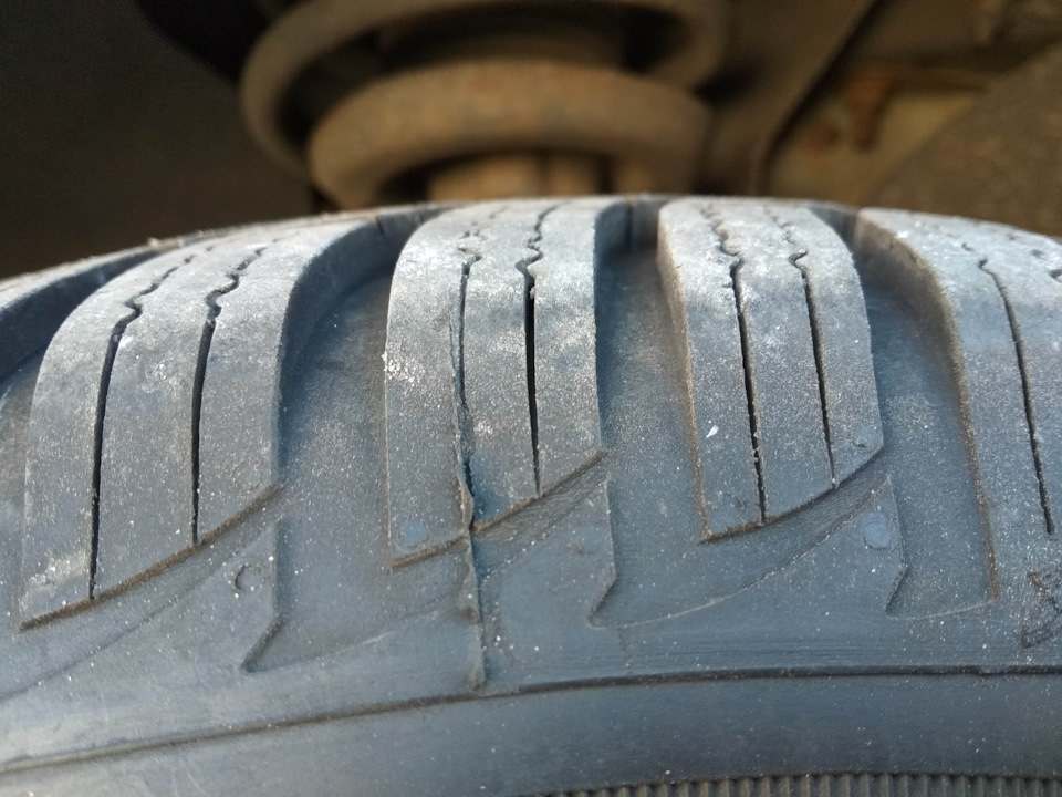 Зимова гума Goodyear та другий комплект лиття фордів. 4